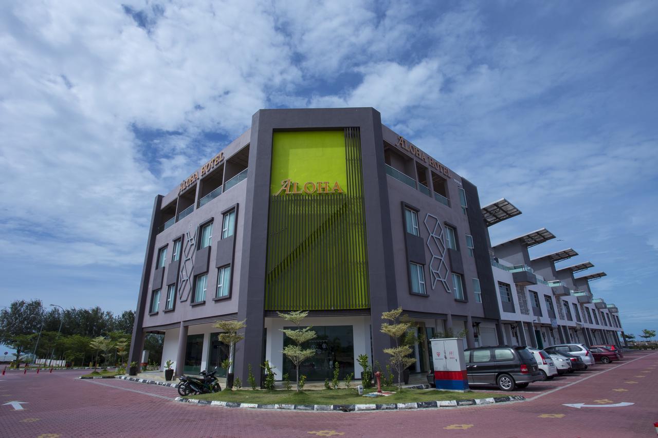 Aloha Hotel Sdn Bhd Pontian Kecil Ngoại thất bức ảnh