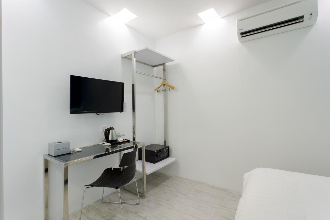 Aloha Hotel Sdn Bhd Pontian Kecil Ngoại thất bức ảnh